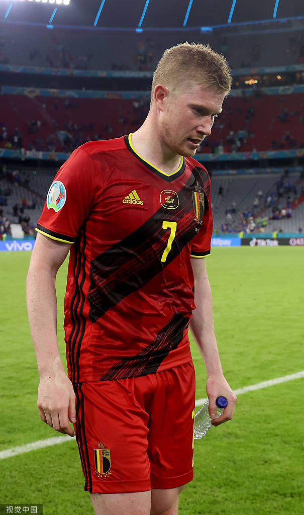 爱游戏入口-塔图姆焦点对战，德布劳内与40激战巴塞罗那分钟，重返赛场胜负难料！热度持续攀升的简单介绍