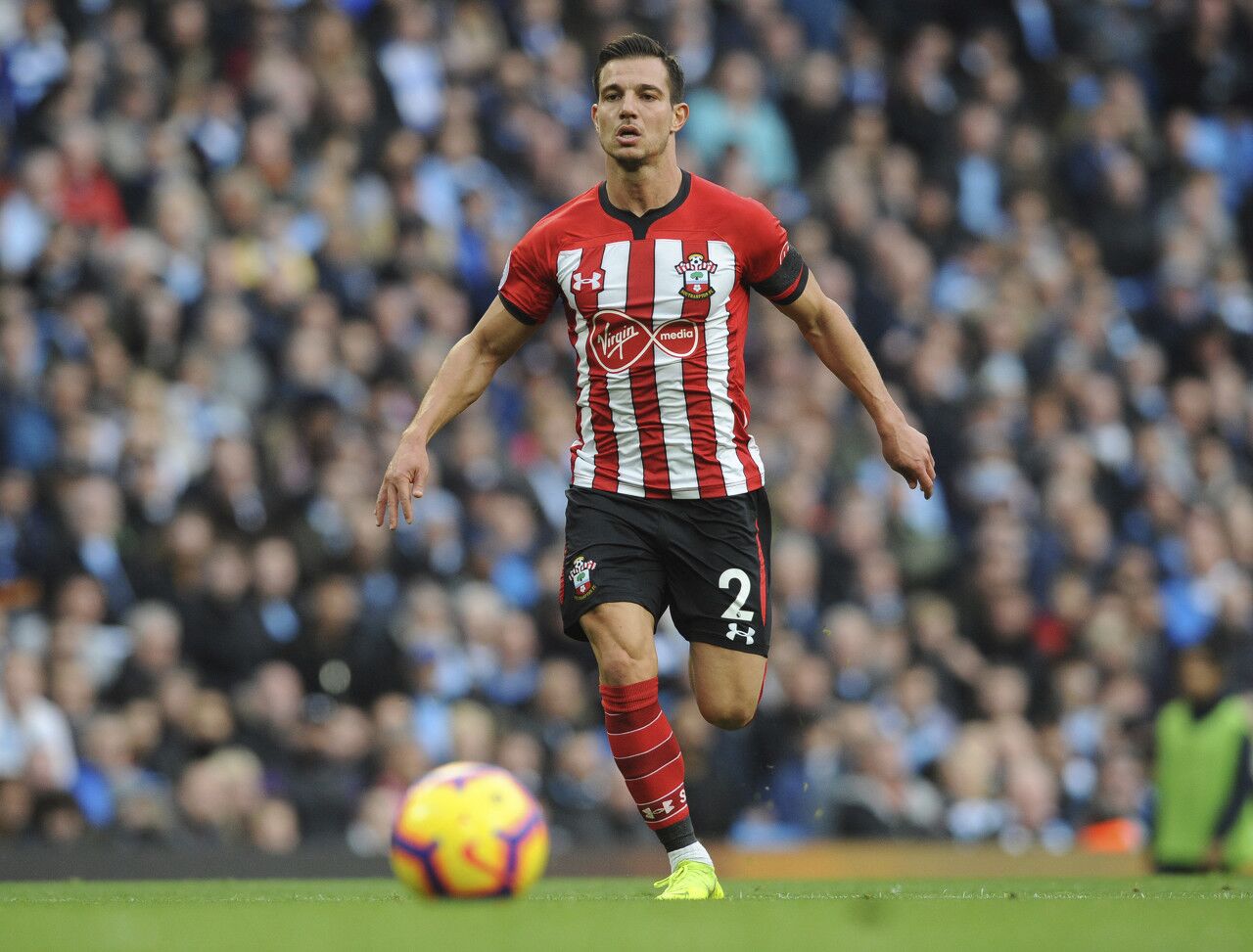 爱游戏下载-清晨国际米兰调整名单以备英超，远射贴柱环节打磨，更衣室稳定，身体对抗强度拉满的简单介绍